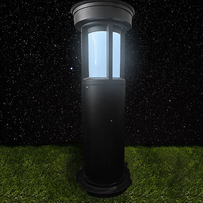 Solar Bolard Lamp Black - www.Greenie.ae Buy online Best and Healthy Plants and quality products guarantee in Dubai Plants Shop in Dubai Abu Dhabi all over UAE Plants near me Fresh Plants in Dubai where to buy plants in UAE - Greenie.ae